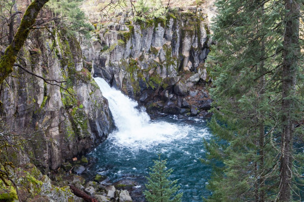 Hiking McCloud Falls Mount Shasta